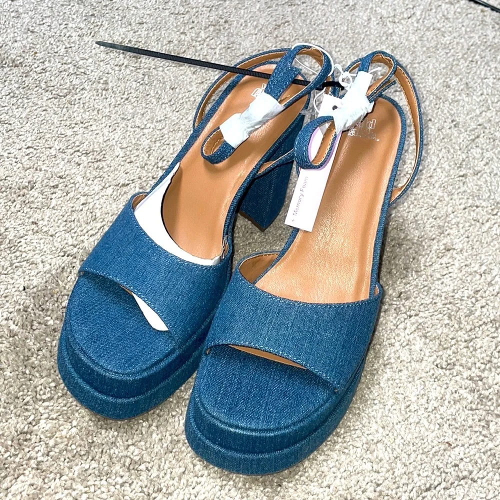 - 2/$30 Wild Fable Alessia jean platform block heels size 8.5
